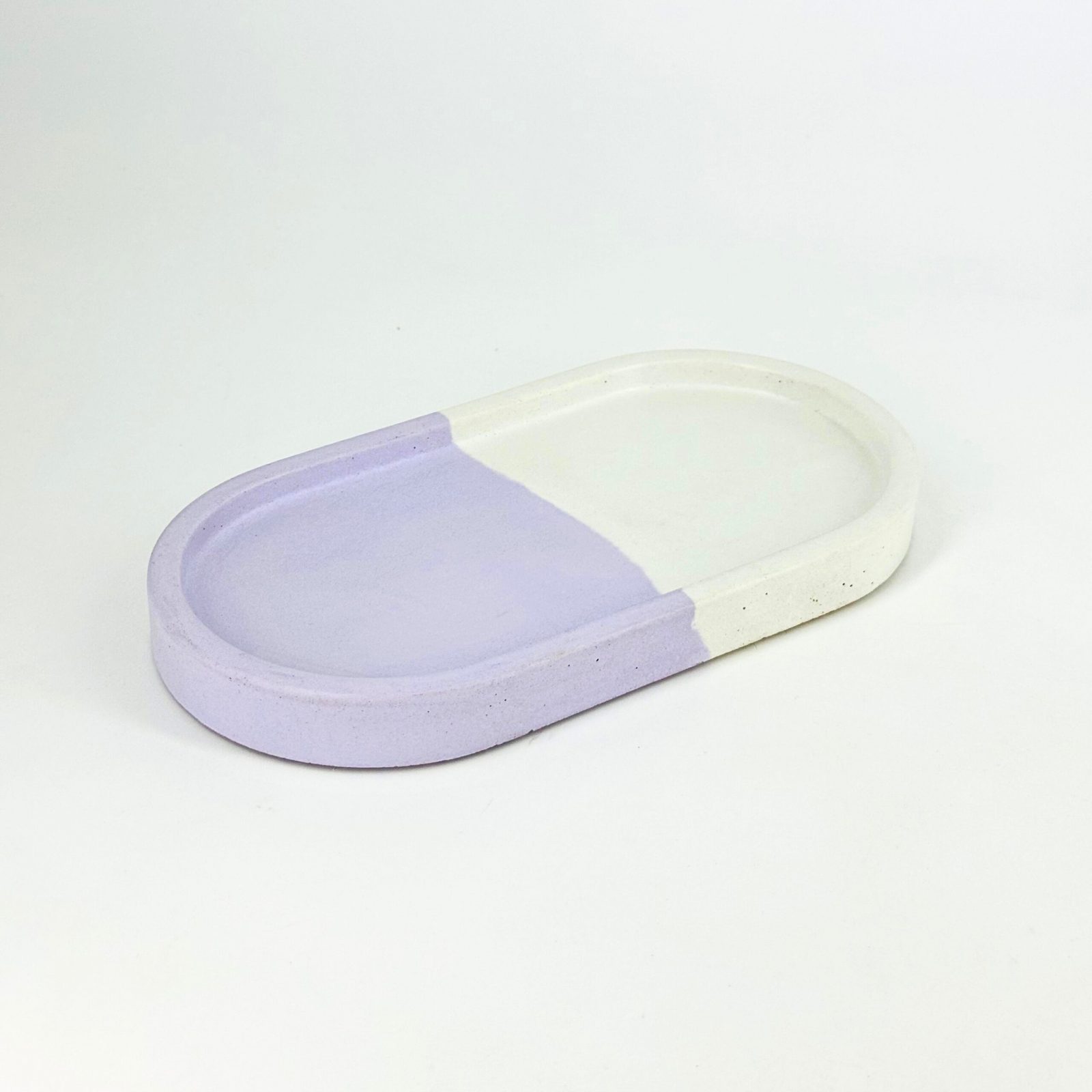 luxury-handmade-concrete-mix-oval-tray-vilote-chips-white luxury-handmade-concrete-mix-oval-tray-vilote-chips-white